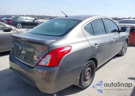 2015 Nissan Versa 1.6 Sv z USA, uszkodzony, nr VIN 3N1CN7AP3FL882315